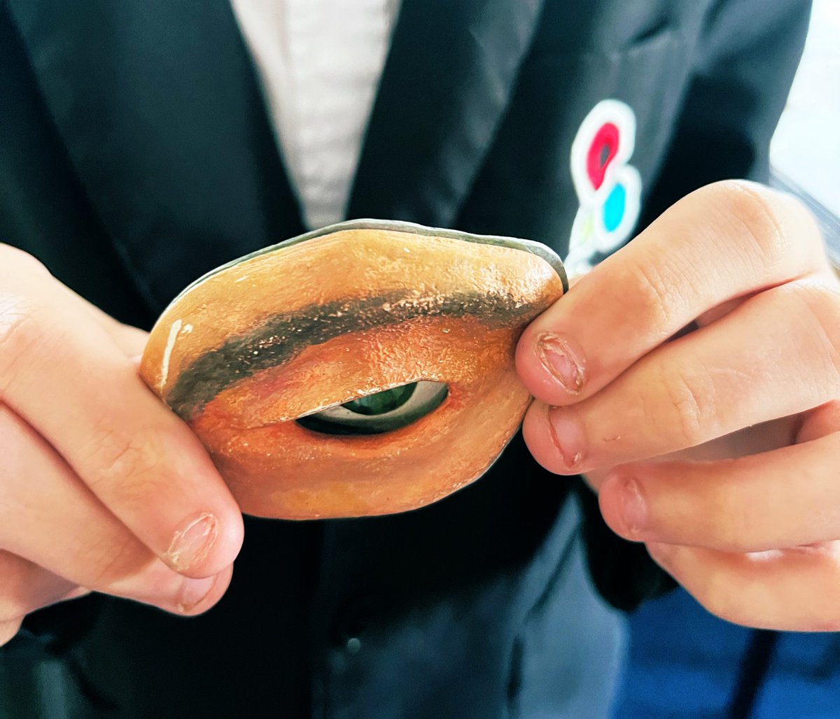 unityhistory's tweet image. Year 8 investigating the kit bag objects. Do you know what all these are? @UnityBlackpool