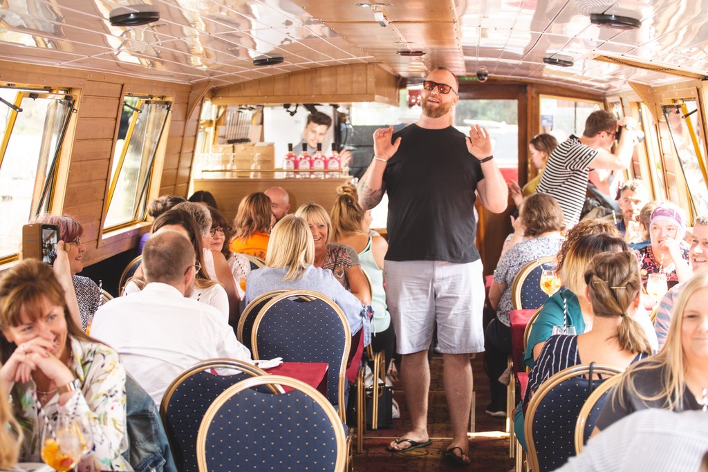 ☀️ JULY CRUISES ☀️

5/7: Rum Runners Revenge
6/7: Pink Cocktails &amp; 90s Hits
12/7: Italian Wines &amp; Pizza
13/7: Afternoon Tea Cocktails
19/7: The ‘Costa-del-Sol-Ford’ Spanish Wines &amp; Tapas
26/7: The Summer Gincident
27/7: Pink Cocktails &amp; 90s Hits

Book: eventbrite.co.uk/o/the-liquoris…