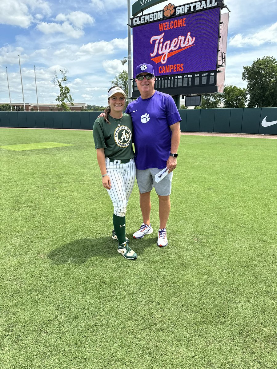 Avery Smith tweet media