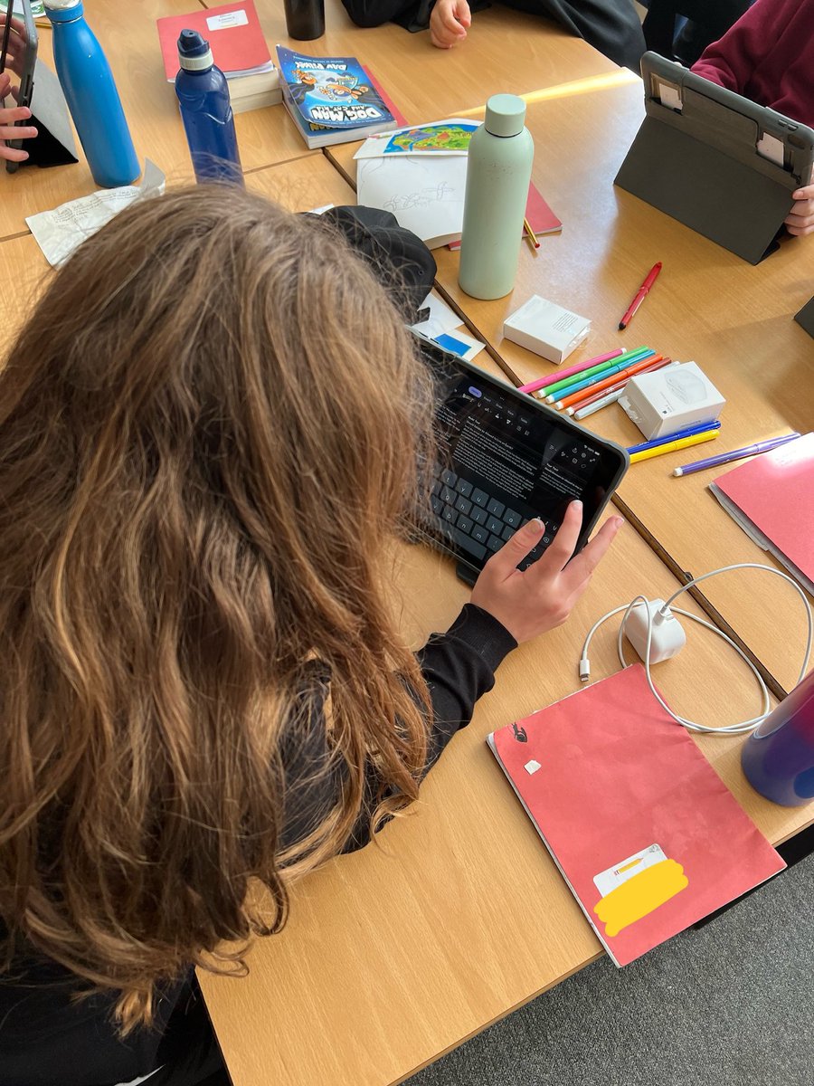 P6W and Miss Shaw tweet media