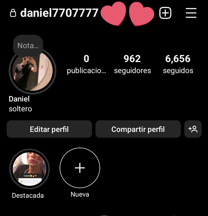 tm1_dani's tweet photo. Chat Hot??
Quien pa seguirnos🙈🙈 https://t.co/bIR6a06p6j