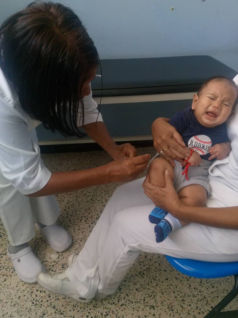 PopularJulioI's tweet photo. Para cumplir el esquema de vacunación en los infantes, es importante seguir las recomendaciones emanadas por las autoridades sanitarias.
#ElTipoEsNico
#JuntosporcadaLatido.♥️
@MagaGutierrezV @NicolasMaduro @Somosivss https://t.co/4VGreGTozM