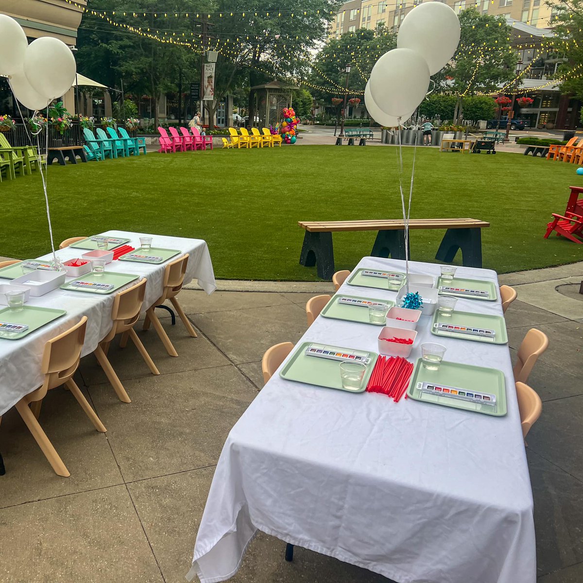 Our publishers are AMAZING! 👏 They not only support their local communities, host and find fun activities for your kiddos but also create opportunities for other parents to meet and mingle with one another.

Join our team today: JoinMacaroniKID.com