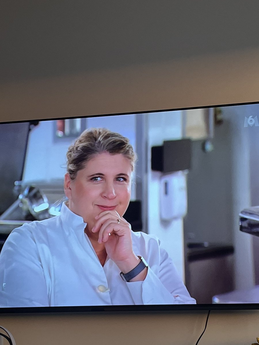 MadameAndrew's tweet photo. L’amour en un regard.
#TopChef https://t.co/FPWGJmOoTX