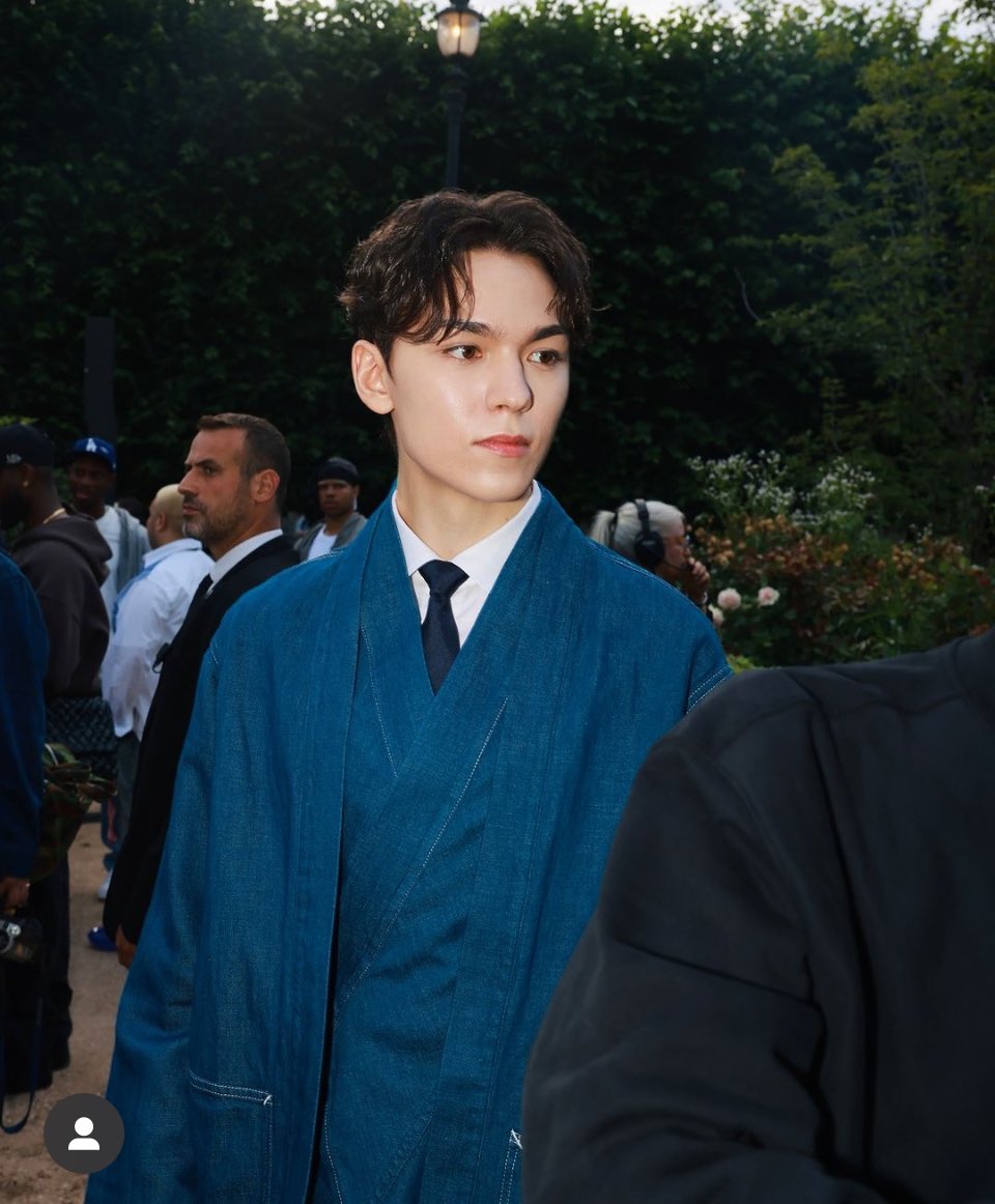 Thumbnail of www-x-com-chweposts-status-1803516808990695654-98a68441847744dc