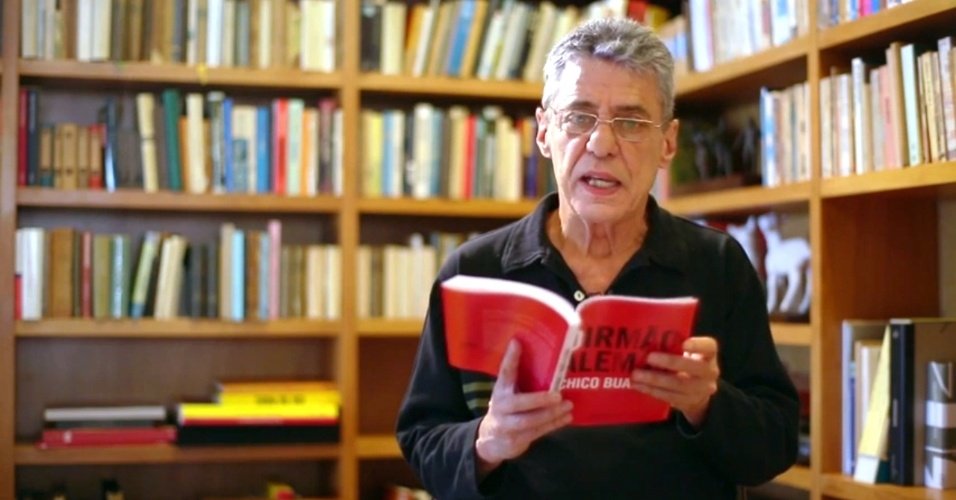 CHICO 80 ANOS 🎂Os livros que Chico Buarque leu na vida – a thread! 🧶

No aniversário do mestre Chico Buarque, a gente resolveu fazer diferente. Ao invés de indicar os livros dele, vamos indicar os livros que ele leu, amou e indicou. Confira!