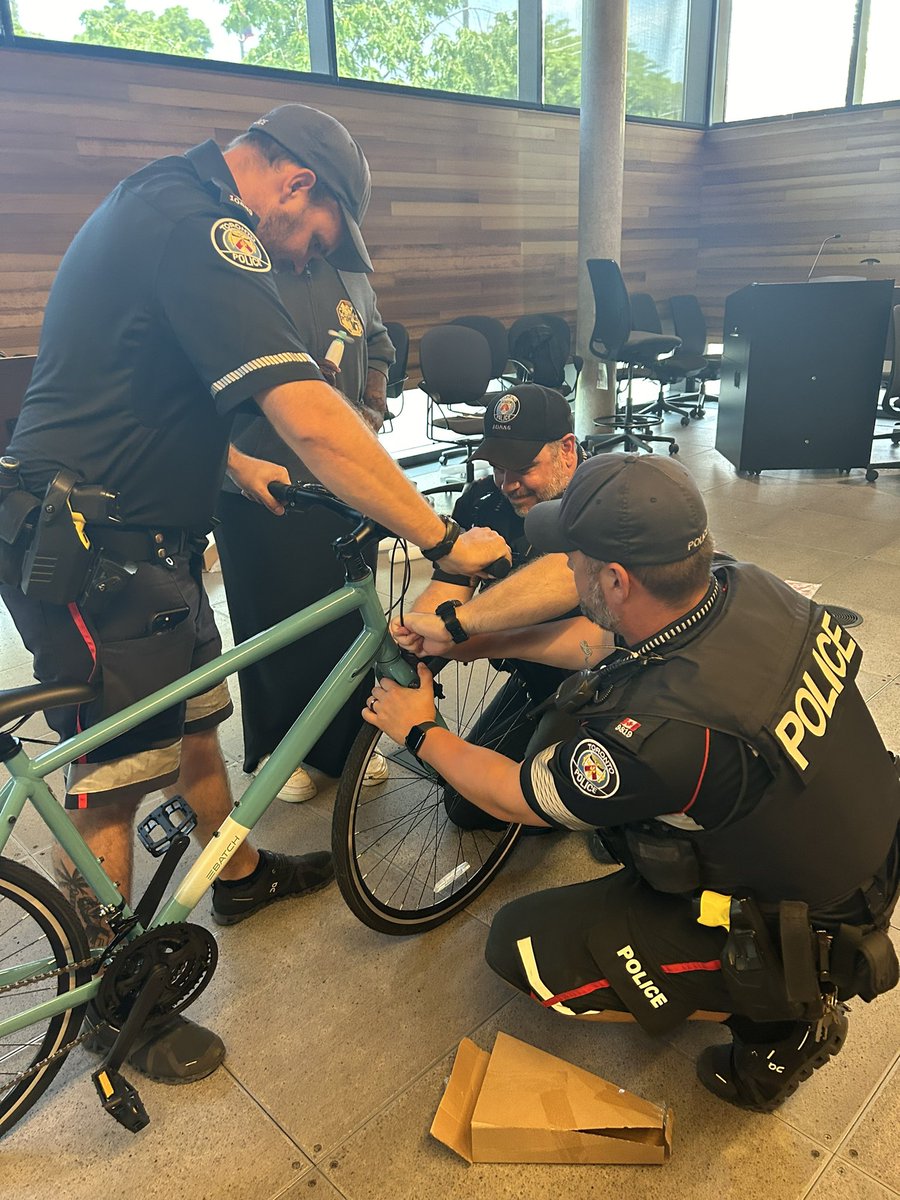 NCOs BREAU and GRAHAM tweet media