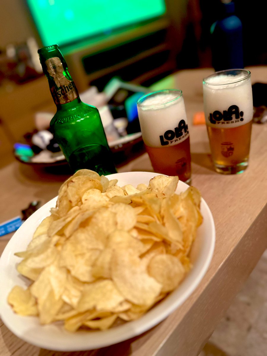 zoi_billi's tweet image. Κραιπάλη time 🍻 #επιτέλους_σπίτι #EURo2024 #SCOSUI