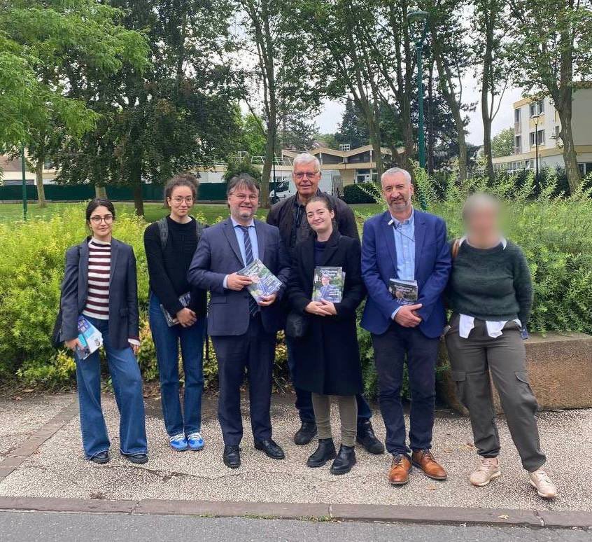 J-11 : Encore et toujours au contact des citoyens