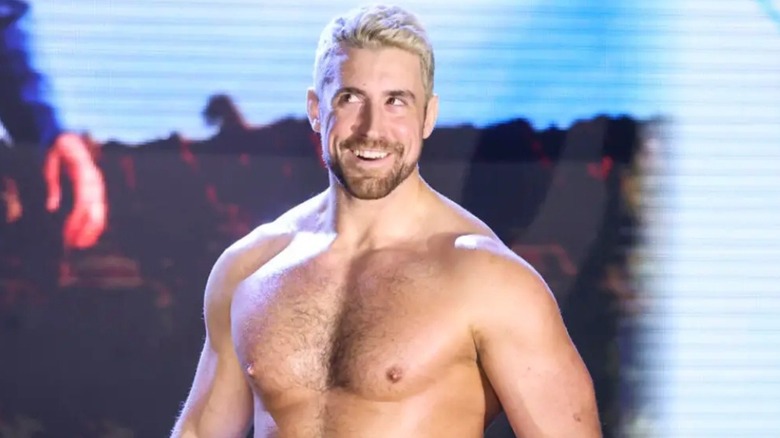 Joe Hendry's debut on WWE NXT last night gained over 3,500,000+ views in just 15 hours on WWE's official X account.

That's more views than the debuts of Okada, Ospreay, and Mercedes Mone combined, which have around 2,000,000 views as of rn on X.