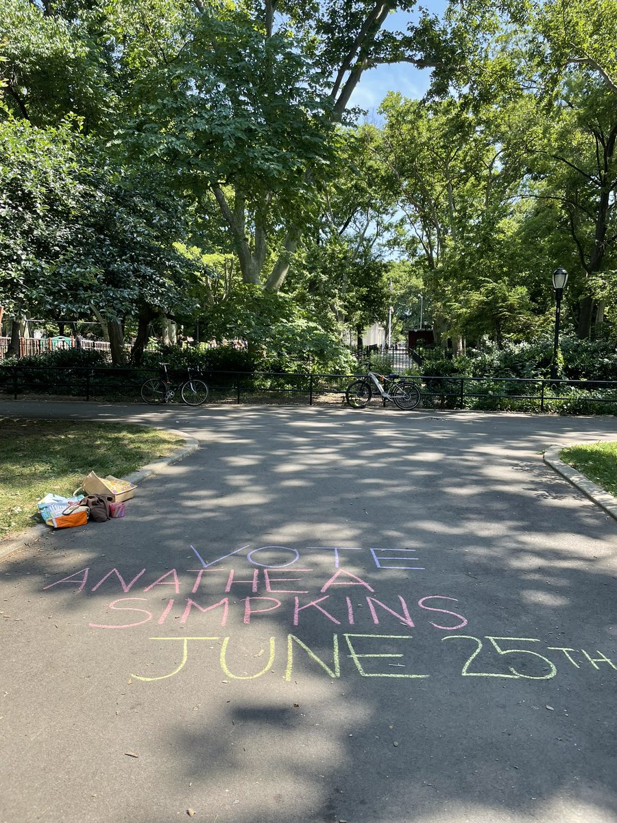 AnatheaforNY's tweet photo. Pounding the pavement today on this beautiful smoldering hot Wednesday! Stay hydrated everyone and VOTE ANATHEA on June 25th (or early, polls are open until 5 pm today)! 

#AnatheaforNY #YourVoiceMatters #VoteEarly #VoteJune25th #Greenpoint #Williamsburg #NorthBrooklyn #AD50 https://t.co/50Vg2hbEYG