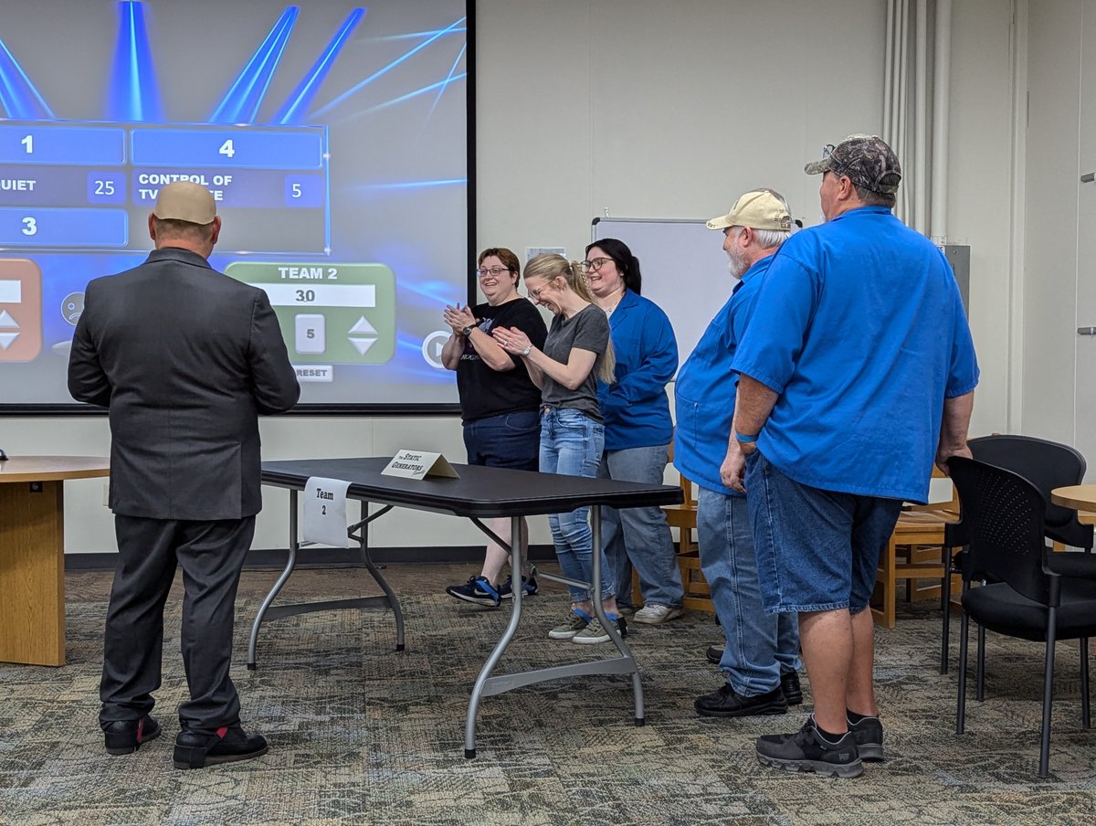 RBBSystems's tweet photo. We battled it out in this month's Monthly Mojo Day - playing the Family Feud! Four teams assembled and fought for their place at the top. While we had some scoring issues- everyone had a great time and we had ice cream! #familyfeud #goodmojo #meetRBB https://t.co/qEwZANmpHO