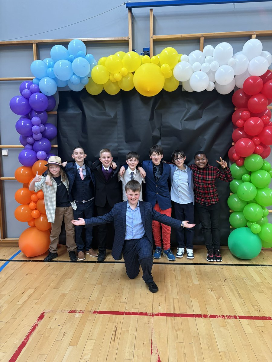 MPS_P7's tweet image. What an amazing night! P7 Leavers 2024 🖤💛