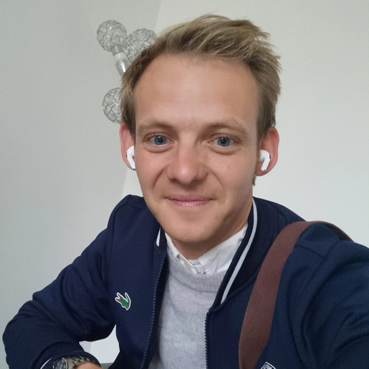 BscpgceTom's tweet photo. The doctorate is getting there! 4 research papers and an awful lot of time.
Final stretch to become Dr Halloway! 💪 
#AutismSpectrumDisorders #asd #inclusion #Dr #PhD https://t.co/N8Uq6C6G5h