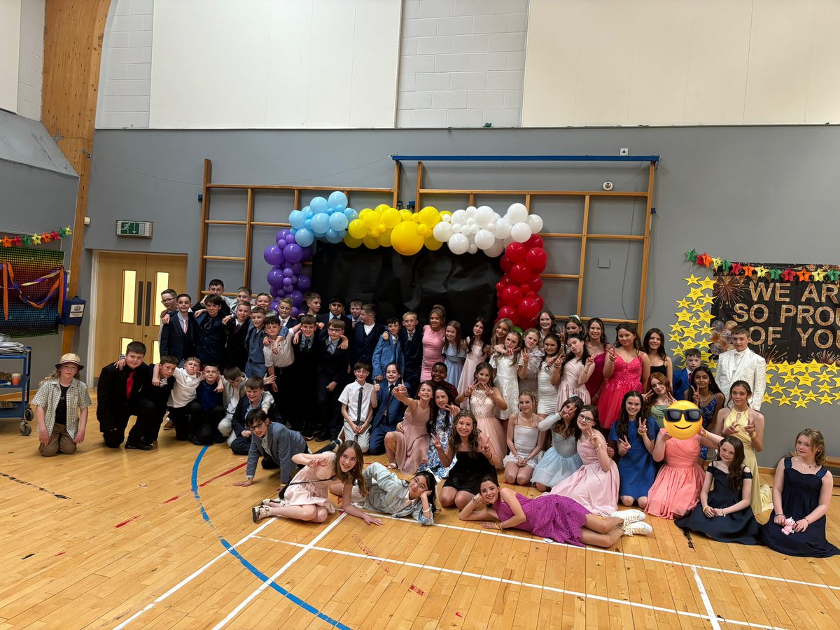 MPS_P7's tweet image. What an amazing night! P7 Leavers 2024 🖤💛