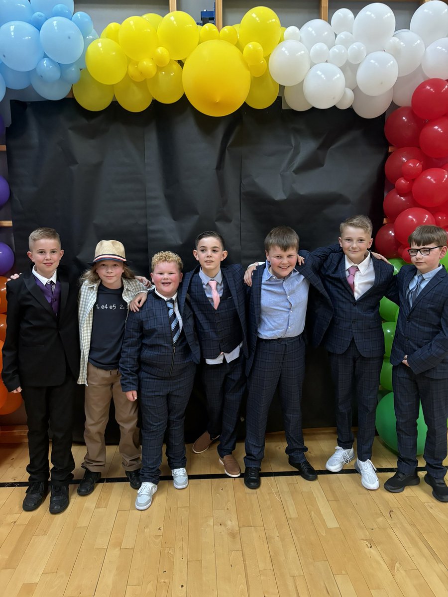 MPS_P7's tweet image. What an amazing night! P7 Leavers 2024 🖤💛