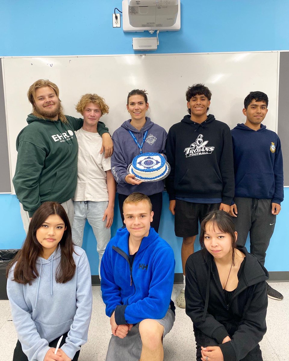 scott_academy's tweet image. Last week with our grade 12’s! We’re so very proud. The very first graduates of S.P.A!🎓