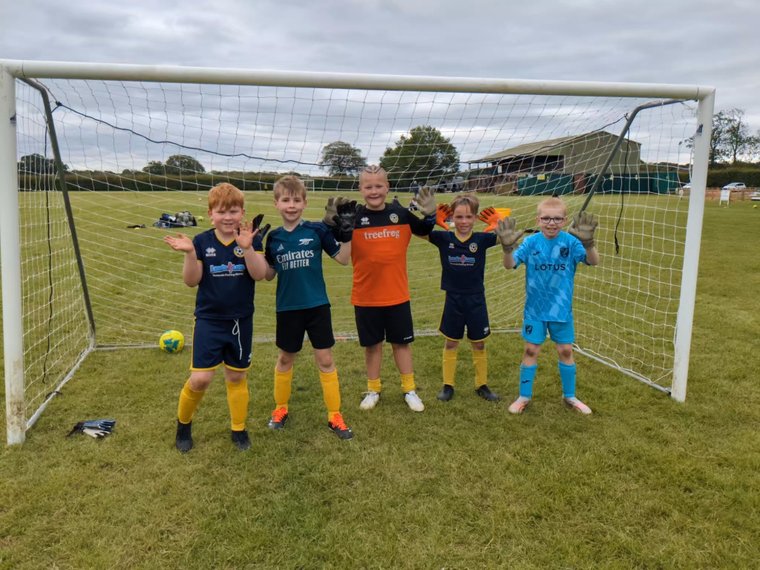 Morley Youth Football Club’s New Goalkeeper’s Union #Pitchero
morleyyouthfc.com/news/morley-yo…