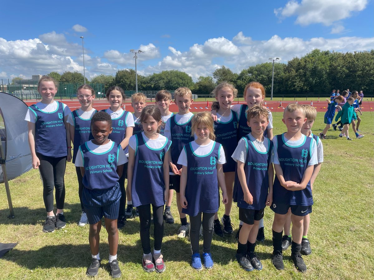 Our track athletics team.  Well done to them all for displaying our school values. #determination #respect <a href="/CEPD_Cheshire/">CEPD</a>