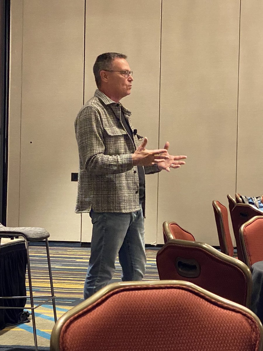 TroySchoolBus tweet media