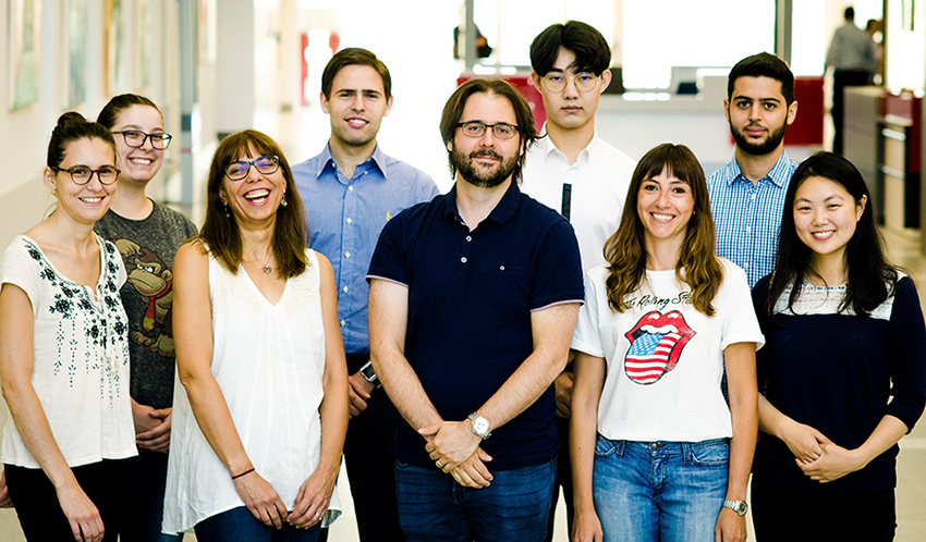 Prostate Cell News (@prostatecell) on Twitter photo Drs. <a href="/DavidP_Labbe/">David P. Labbé, PhD</a> & <a href="/ZadraGiorgia/">giorgia zadra</a>'s team, led by Drs. <a href="/BoufNadia/">Nadia Boufaied</a> & Paolo Chetta, showed that an obesogenic high fat diet 🍟 🍔 rich in saturated fats promotes the development of c-MYC–driven invasive #ProstateCancer through metabolic rewiring. <a href="/RIMUHC1/">Research Institute of the MUHC (The Institute)</a>
bit.ly/45ySQcu Drs. <a href="/DavidP_Labbe/">David P. Labbé, PhD</a> & <a href="/ZadraGiorgia/">giorgia zadra</a>'s team, led by Drs. <a href="/BoufNadia/">Nadia Boufaied</a> & Paolo Chetta, showed that an obesogenic high fat diet 🍟 🍔 rich in saturated fats promotes the development of c-MYC–driven invasive #ProstateCancer through metabolic rewiring. <a href="/RIMUHC1/">Research Institute of the MUHC (The Institute)</a>
bit.ly/45ySQcu