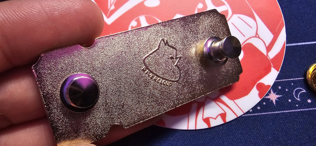 fahcy // check pinned 👋 tweet media