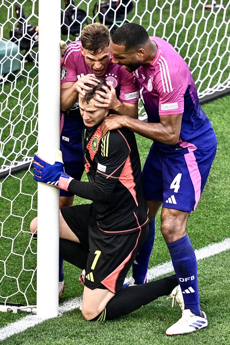 dw_sports's tweet photo. Joshua Kimmich &amp; Jonathan Tah 🗣️

…telling Manuel Neuer he’s the GOAT

#Euro2024 https://t.co/x0BFfn93XZ