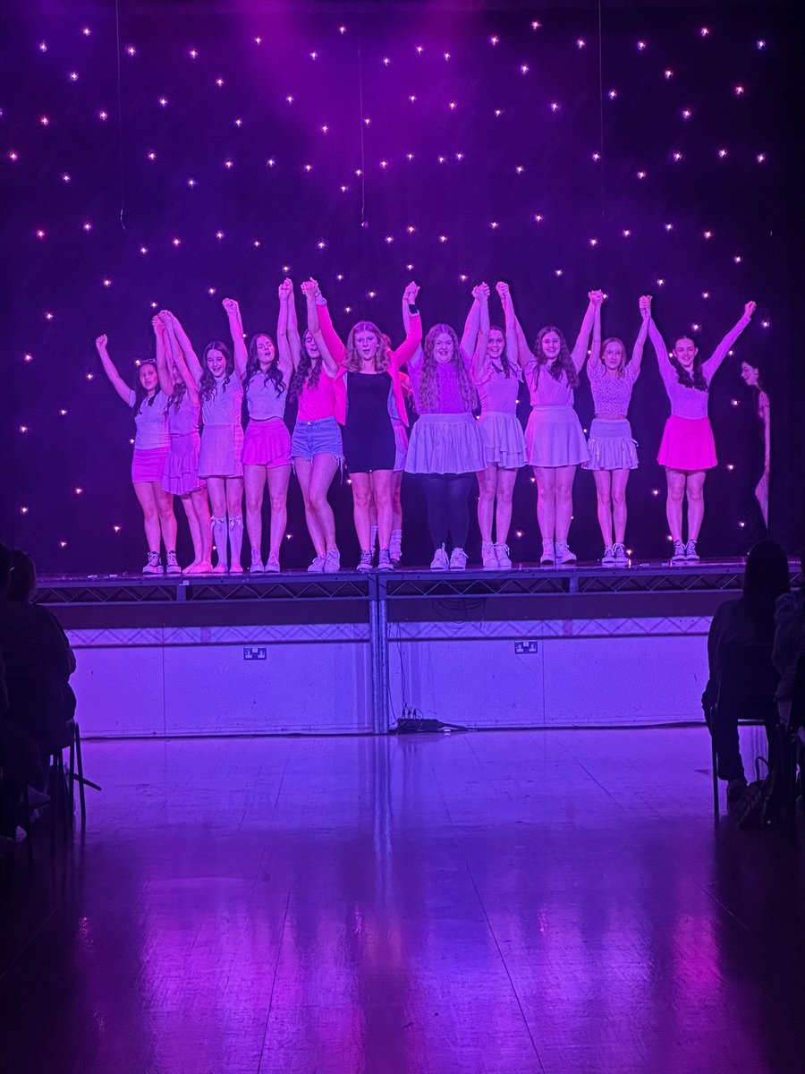 Miss Fullard tweet media