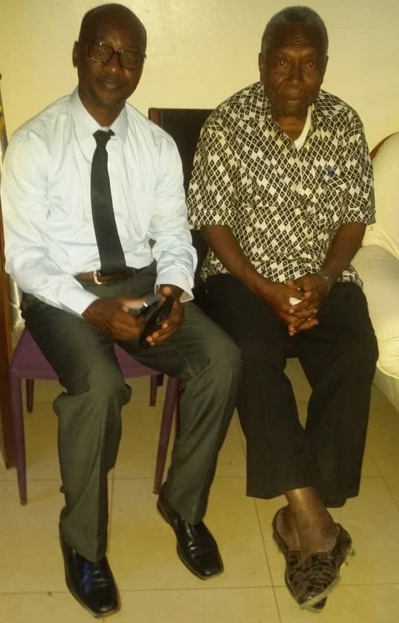 Il s'en est allé dans l'humilité, le calme et la dignité. Mon Coach Guide Conseil Soutien. Le Prof Eusèbe ALIHONOU était la gynécologie obstétrique dans la meilleure version voulue par Dieu. Repose en Paix Cher Maître. Allah t'accueille dans son Paradis. Amine