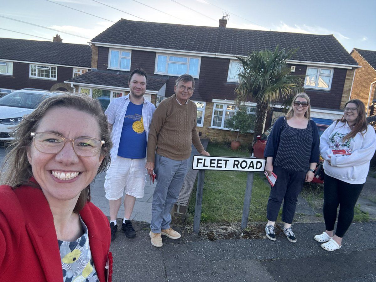 Dr Lauren Sullivan MP (@drlsullivan) on Twitter photo Grateful to my friend and former Conservative Chairman and Kent County Councillor <a href="/Kent_cc/">Kent County Council</a> Graham Gibbens for joining me on the doorstep this evening and last week to encourage people to support me and <a href="/UKLabour/">The Labour Party</a> at the next General Election. Grateful to my friend and former Conservative Chairman and Kent County Councillor <a href="/Kent_cc/">Kent County Council</a> Graham Gibbens for joining me on the doorstep this evening and last week to encourage people to support me and <a href="/UKLabour/">The Labour Party</a> at the next General Election.