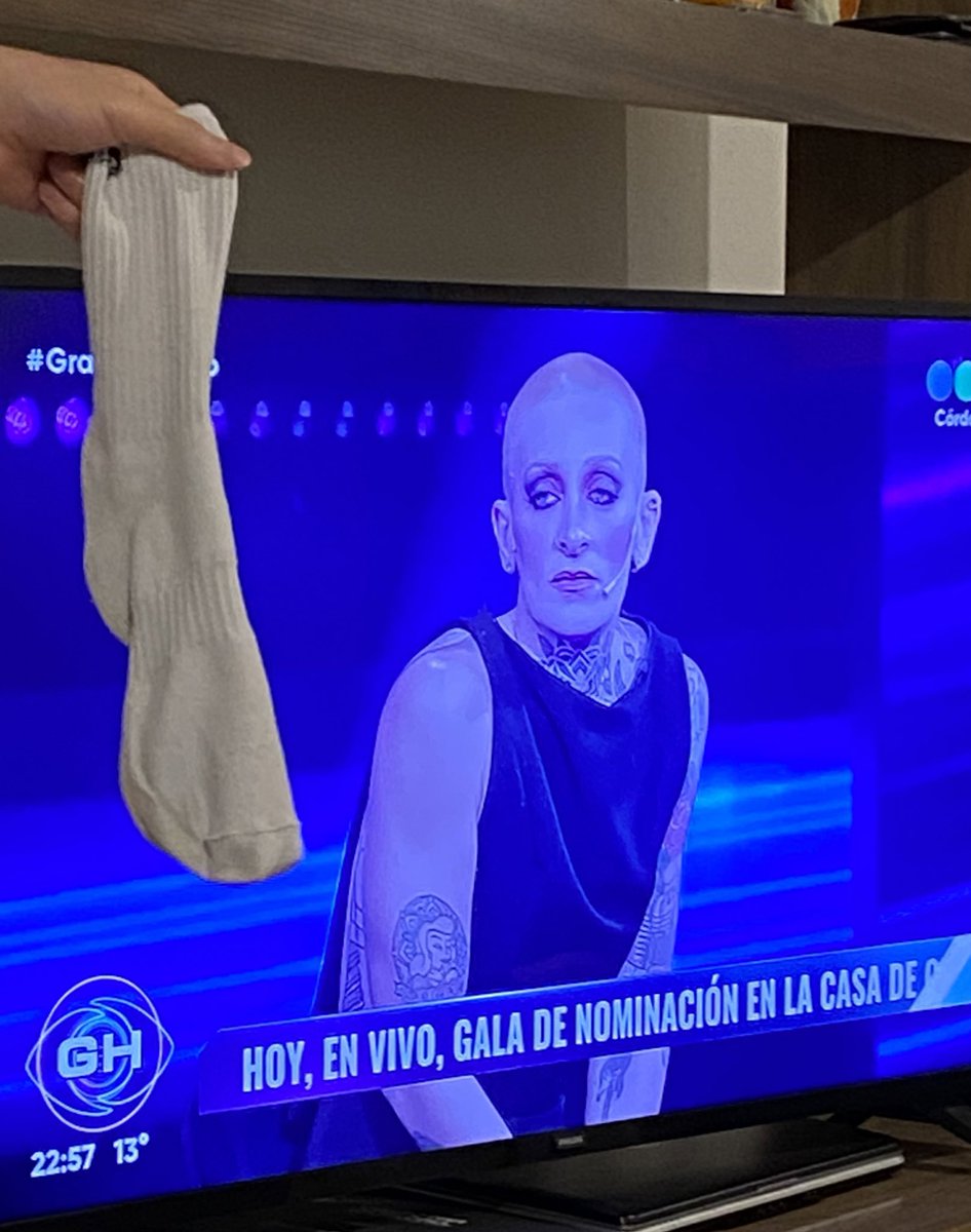 Goniok_'s tweet photo. Ya eres libre dobby #granhermano https://t.co/VHWqyZjvJo