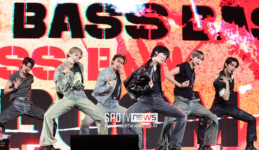 KPOP FAVE tweet media