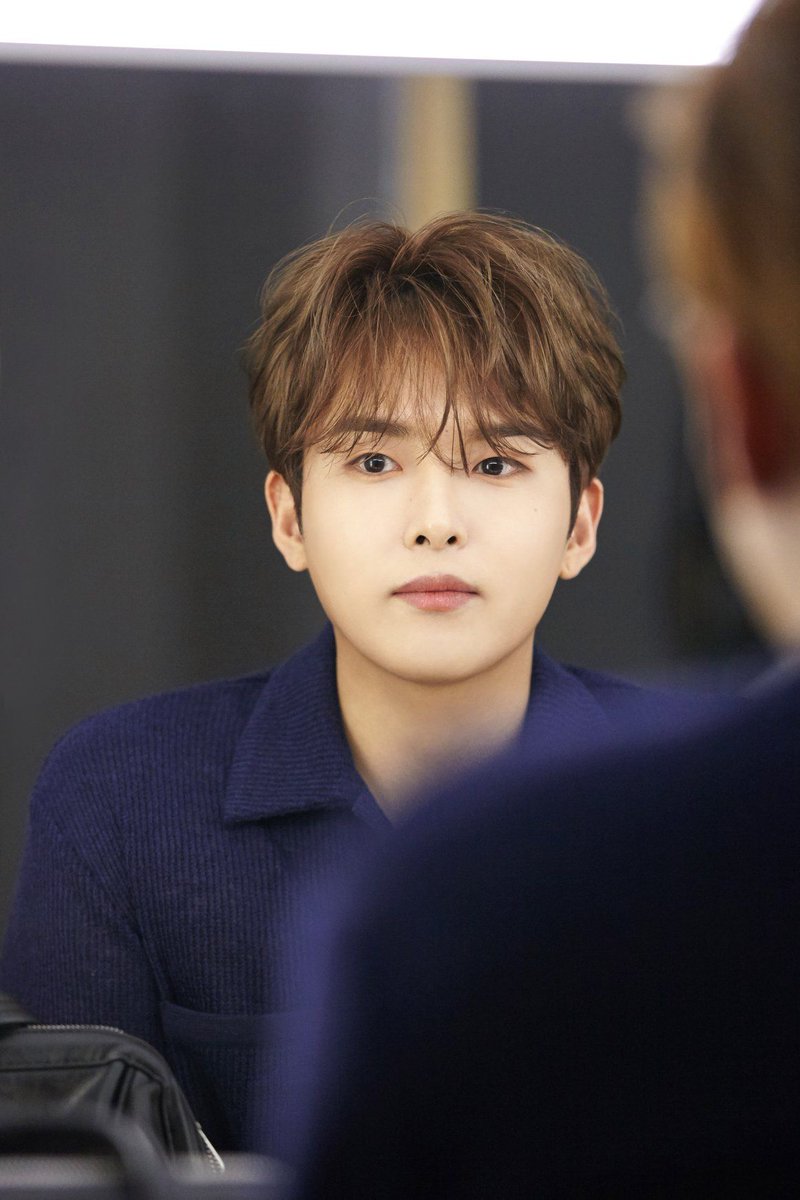 TOP100KPOP's tweet photo. Happy 37th birthday to SUPER JUNIOR's RYEOWOOK! 🥳🎉 https://t.co/qhydAKBMaA