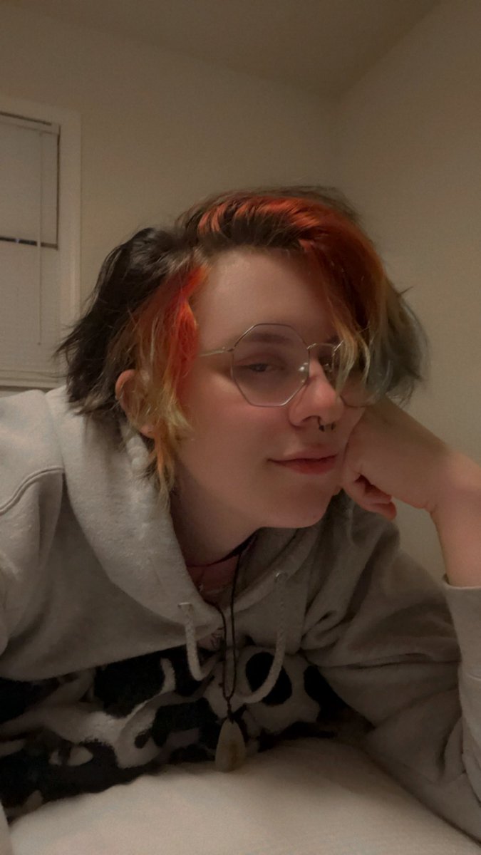 subdaestudios's tweet photo. Recap I’m Adrien!  23 yrs old, I’m a digital artist I make bases and adopts mostly with a few commissions. I sell everything via Etsy(SubdaeStudios). I recently graduated from UNT with a studio art focus. I fursuit sometimes! I’m looking for my place with work, life and friends❤️ https://t.co/Zgj8f0DGhT