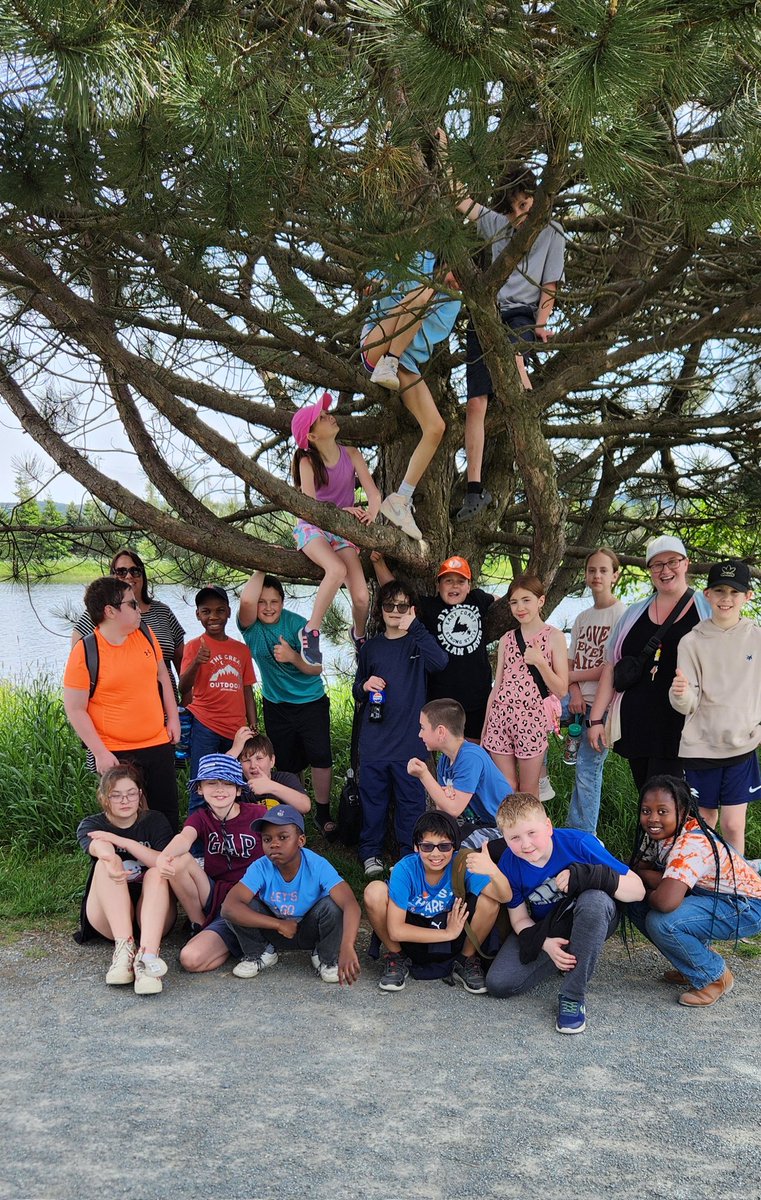 Here's our wonderful class, our amazing TLA Ms. Lewis, and I on our Pond Party walk! We had to stop for a class pic 😀 <a href="/StTeresasSchoo1/">St. Teresa's School</a>