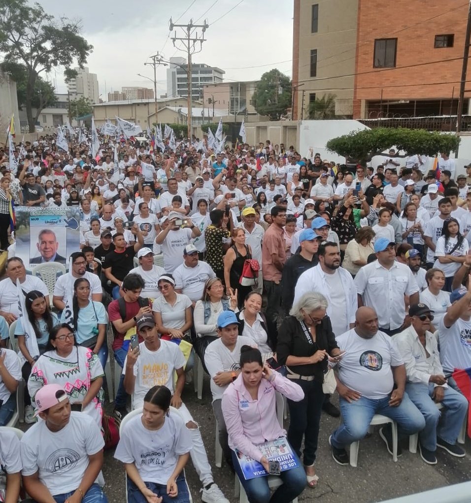 #19JUNIO | La Dirección Nacional de nuestro partido desde Maracaibo, estado Zulia. ¡Con <a href="/EdmundoGU/">Edmundo González</a>, al triunfo el próximo #28Julio!🇻🇪