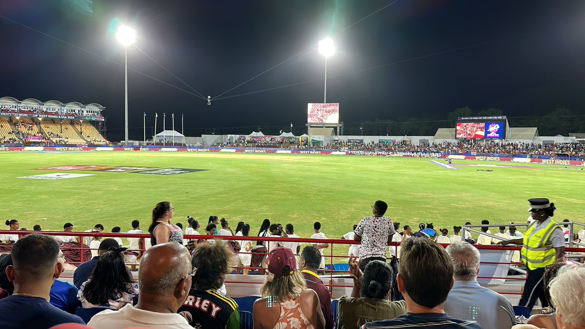 seymour_dan's tweet photo. Cricket in the Caribbean, there’s nothing better.
#winveng #t20worldcup #bbccricket #stlucia https://t.co/jKM27b9ERZ