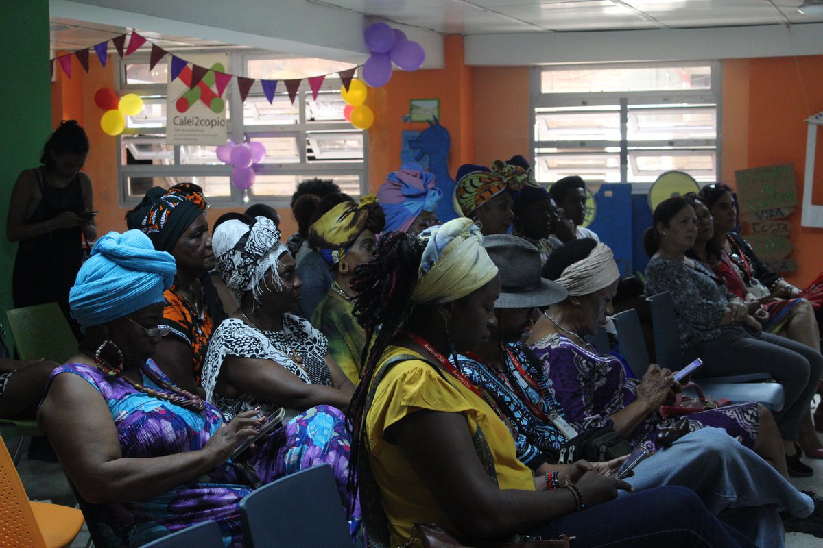 Fac. Comunicación UH tweet media