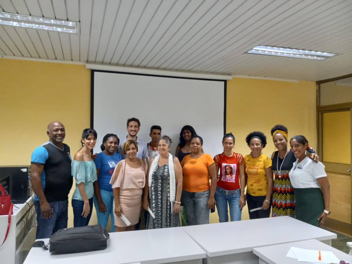 MiguelDigitales's tweet photo. 🎯 SECOND ROUND of "How to strengthen your presence on Networks Social?", for almost 20 communicators from institutions and companies in #Guantánamo. 

🟡 WHAT DID WE DO?
• Optimize digital identity;
• Manage contact lists; and
• Check results with intuitive search. https://t.co/6OTekURUZO