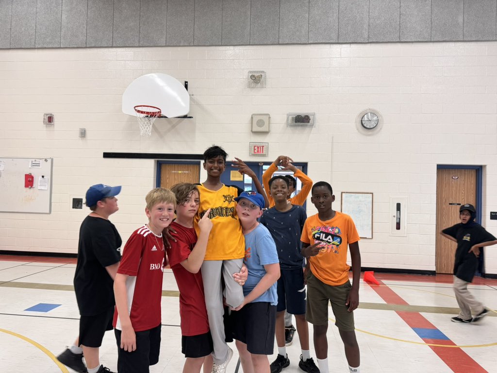 Grade 5 European Handball Champions! Congratulations. This marks an end of this year’s intramurals thank you to all the wonderful staff that helped supervise! @SomrsetPS e