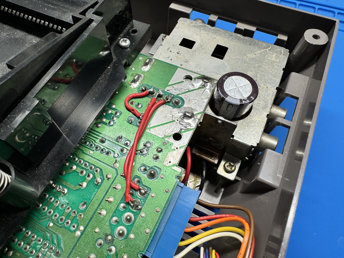 DragonsHoardGmg's tweet photo. Nice, sleeper #HiDefNES but oof. I really should just send this back... came in for me to fix the Hi-Def NES board that the customer heard a pop and then no power. I assumed it was due to the shit voltage regs that were in the last batch kits but as I dig further.... 😵‍💫 https://t.co/HqAnMHYMcq