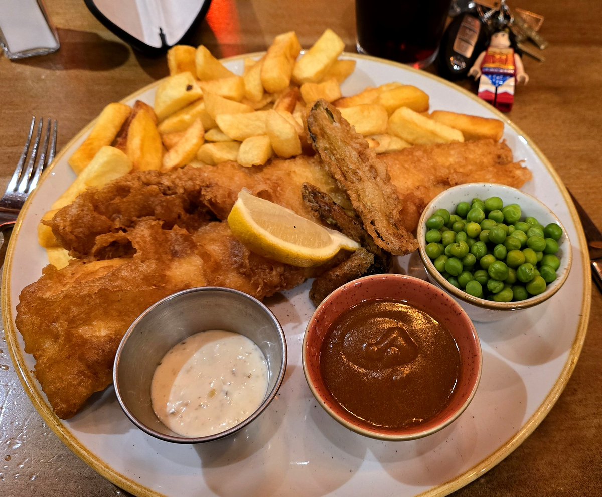 corisande1's tweet image. What a great evening at the @ChilternLT #learningsummit at @ChilternA, hosted by the brilliant @Douggie954 and @AsmaBaig296. Huge thanks to @anelsonedu @ChantryHead &amp;amp; @_MrsPage for representing @chantryprimary so brilliantly! (Thanks for the dinner invite, loving the rose latte)