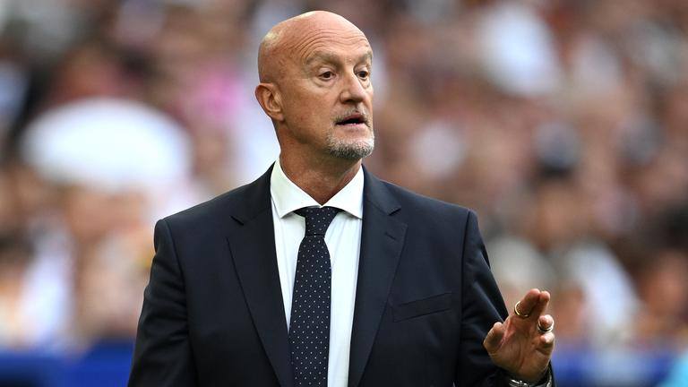 "I’ve never complained in my career as a player or coach..."

But what happened in Hungary's 2-0 loss in the Euros had their coach fired up at a refereeing "double standard" &gt;&gt;  bit.ly/4catJ28