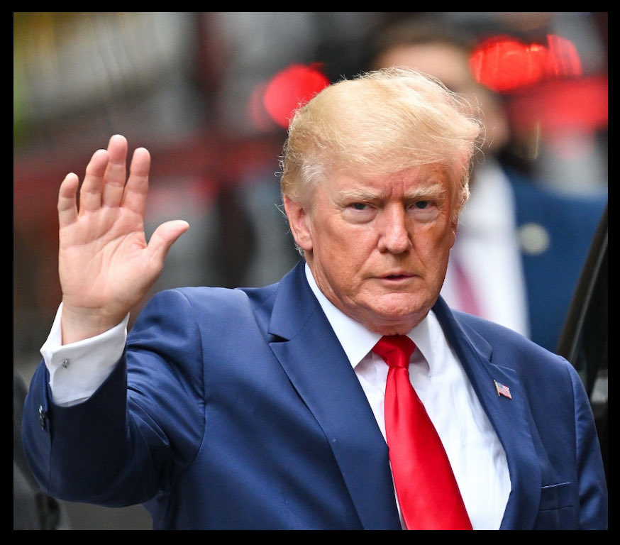 kangaroos991's tweet photo. Raise a ✋ if you think this guy is UNFIT to be president! 🙋‍♂️ https://t.co/NXr0lR35lQ