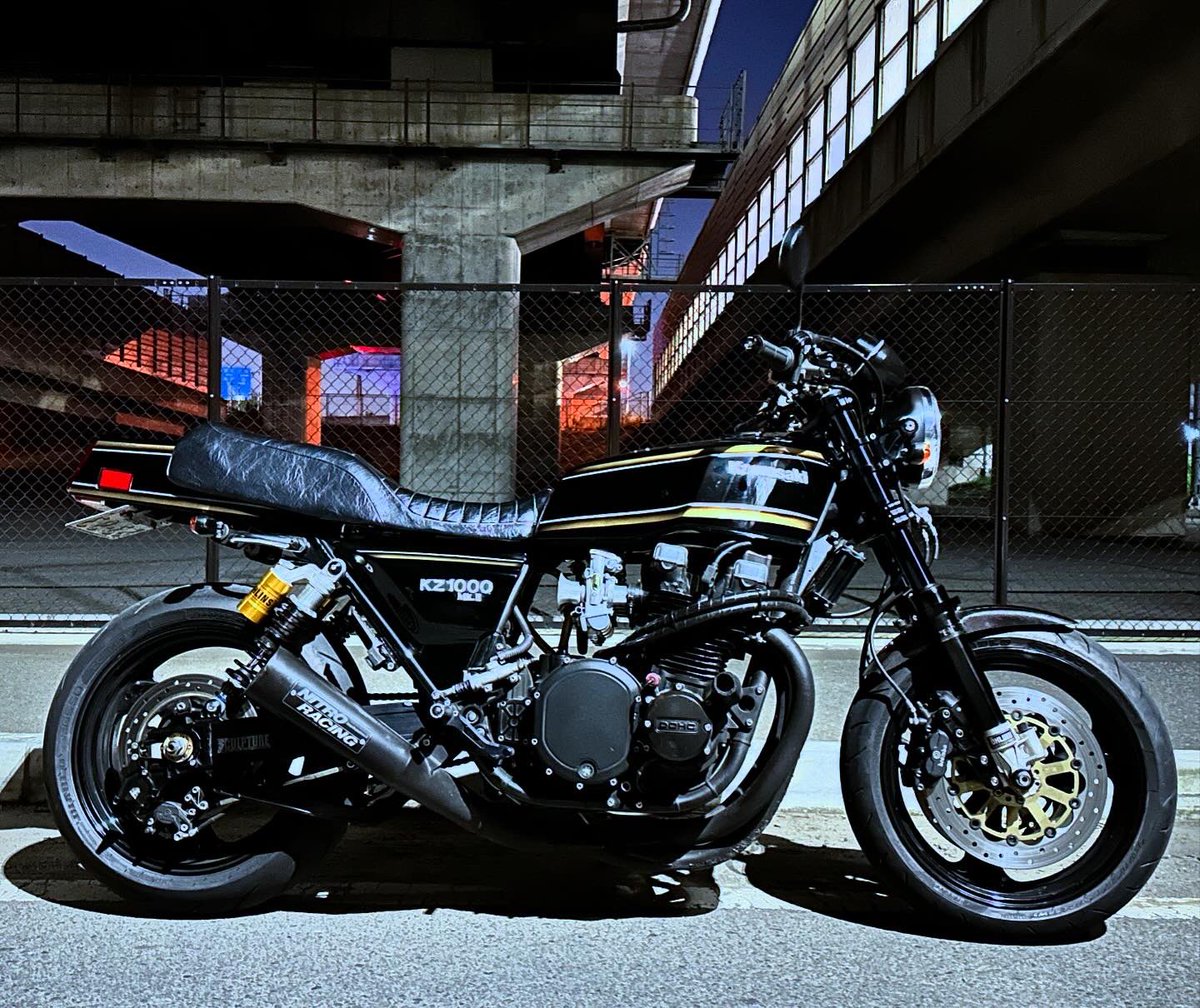 _kz1000mk2_'s tweet photo. https://t.co/Puf0hhgr7h