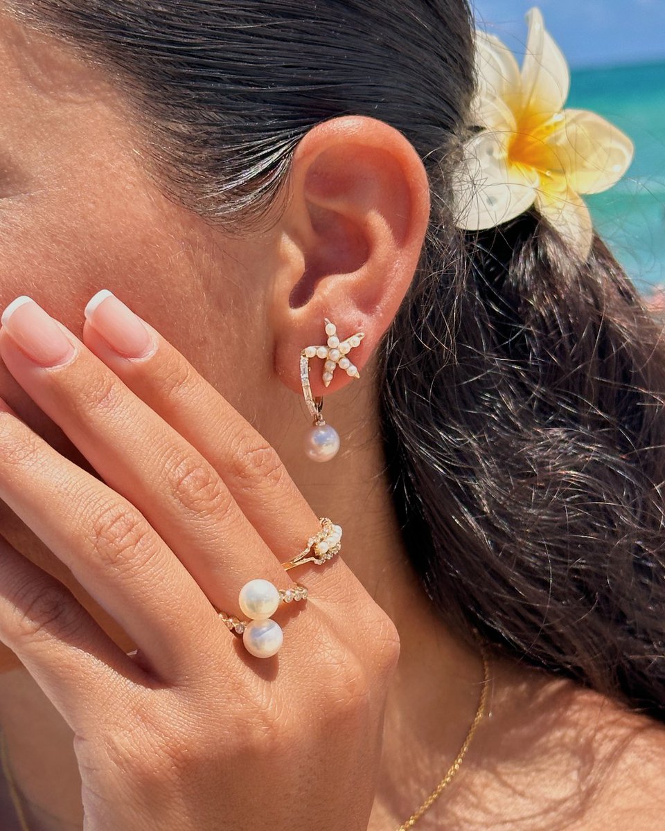 Dive into summer with our seaside treasures! Our Pearl Starfish Earrings are the ultimate accessory for sunny days. Catch them here: bit.ly/3UVqdRQ #effyjewelry