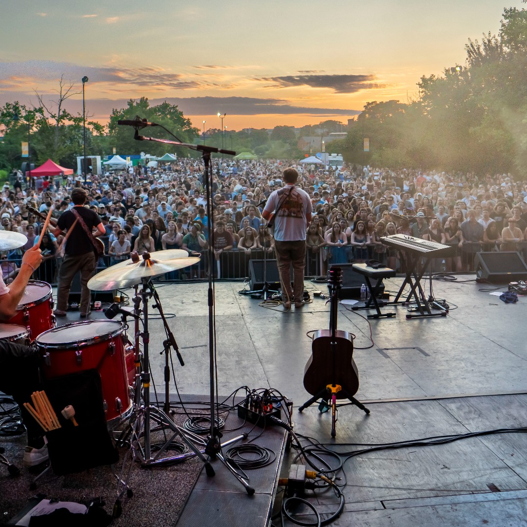 Friday Cheers tweet media