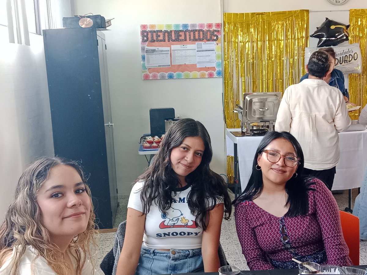 coord_cela's tweet photo. Disfrutamos de un delicioso desayuno para celebrar la graduación de nuestros alumnos de @prepalancaster ¡Felicidades! https://t.co/LTNEmqFR3I