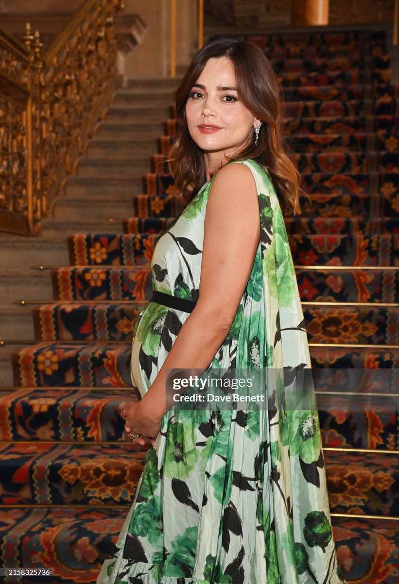 Oswin_Coleman's tweet photo. JENNA COLEMAN IS PREGNANT! https://t.co/JMZysJnk3K