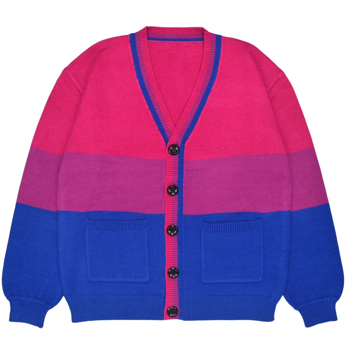 Hello_Bisexual's tweet photo. I absolutely love this sooo fucking much I had to share this men can wear cardigans as well https://t.co/NG9KREfREH #bisexual #cardigan #queer #bi #bipride #bisexualpride #cozy #lovethis #bisexuality #bisexualcommunity #pride #fashion #queerfashion #hellomynameisbisexual https://t.co/3lEqc4RNbW
